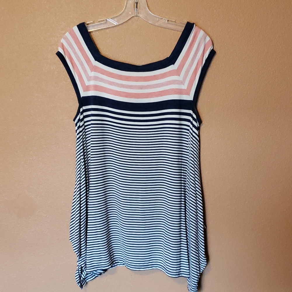 Max Studio sleeveless top